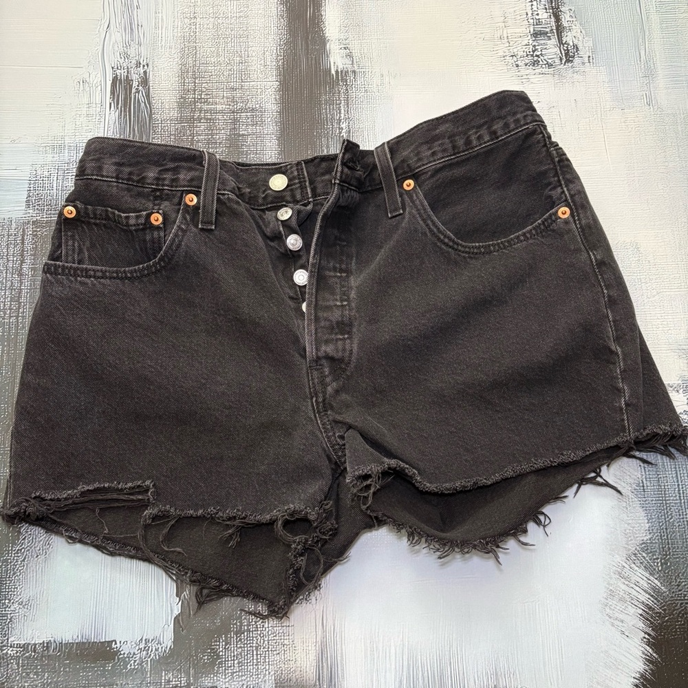 Levi’s 501 Black Denim Cutoff Shorts Women’s W31